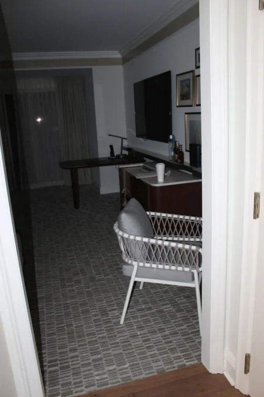 hotel room where the bob saget died - miami