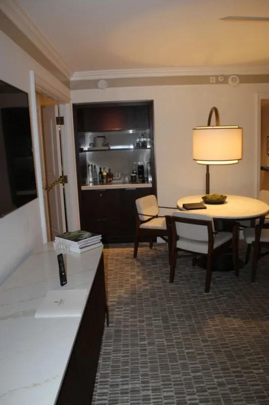 hotel room where the bob saget died - miami