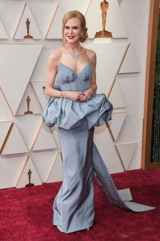 nicole kidman walking on the red carpet at the 94th academy awards held at the dolby theatre in hollywood, los angeles, ca, usa on march 27, 2022 photo by sthanlee b mirador spus abacapresscom