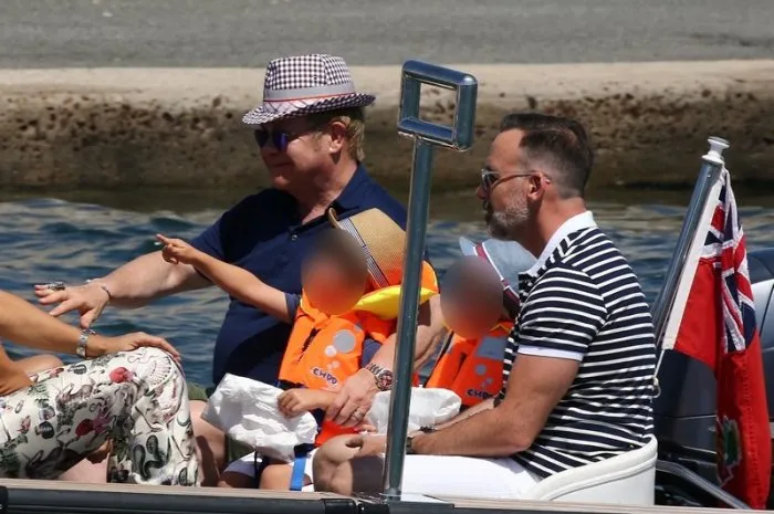 elton john family loves candies - saint tropez