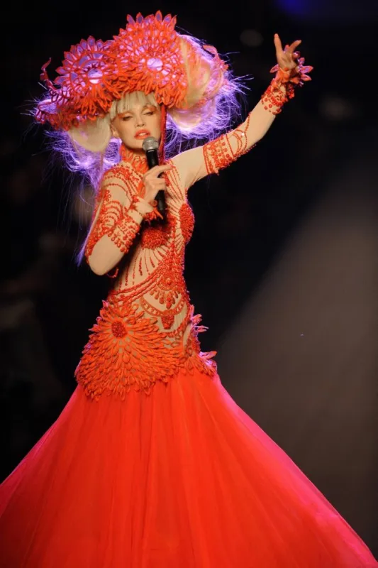 jean-paul gaultier spring summer 2010 haute couture fashion show in paris