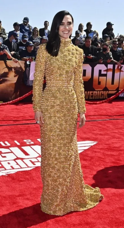 jennifer connelly attends the top gun  maverick premiere in san diego