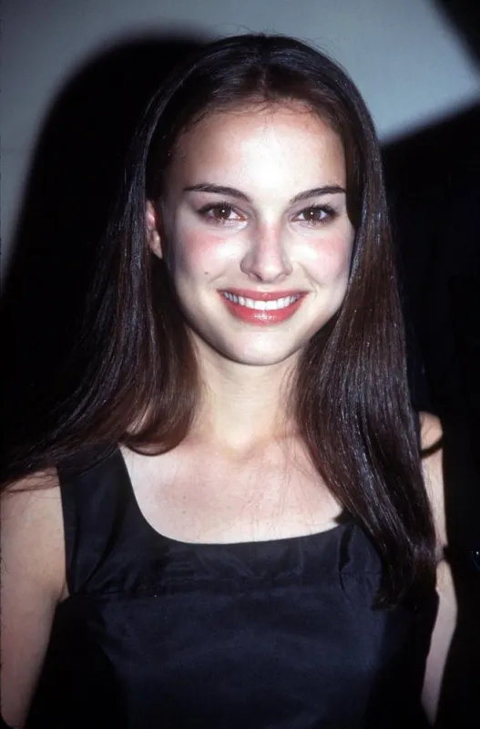 natalie portman attending at audrey hepburn 70th birthday tribute at cipriani restaurant, 1999 photo by globe photos zuma abacapresscom