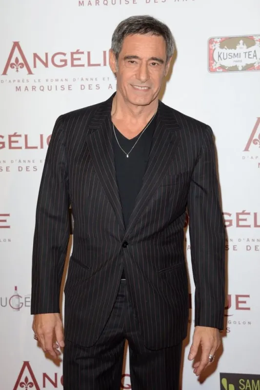 angelique premiere - paris