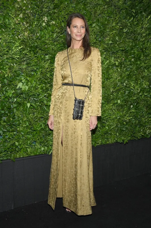 christy turlington attends the 2022 tribeca film festival chanel arts dinner at balthazar in new york, ny, june 13, 2022 photo by anthony behar spus abacapresscom