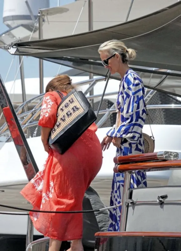 laeticia hallyday with jalil lespert are seen in saint-tropez, south of france on june 18, 2022 photo by abacapresscom , 814432 004 saint-tropez france