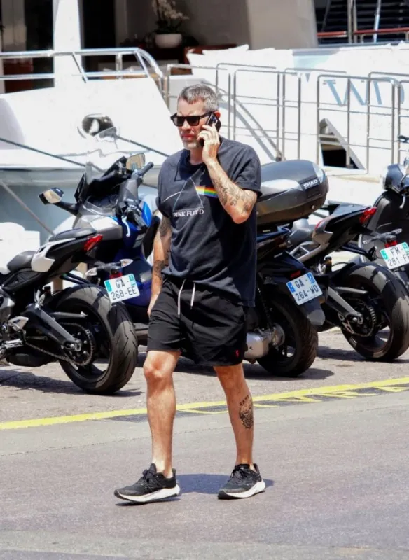 laeticia hallyday with jalil lespert are seen in saint-tropez, south of france on june 18, 2022 photo by abacapresscom , 814432 017 saint-tropez france