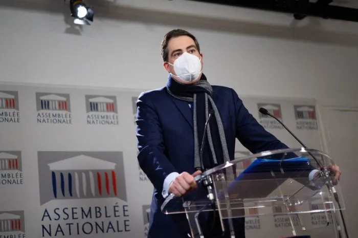 french agir ensemble deputy olivier becht speaks during a press conference at the national assembly in paris on february 1, 2022 photo by raphael lafargue abacapresscom , 796859 003 paris france