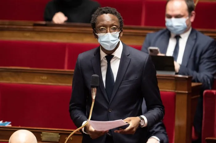 questions to the government - paris