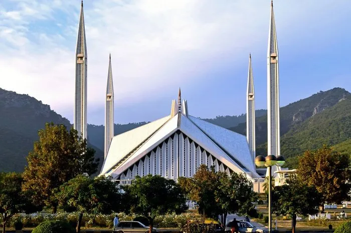 shah faisal mosque