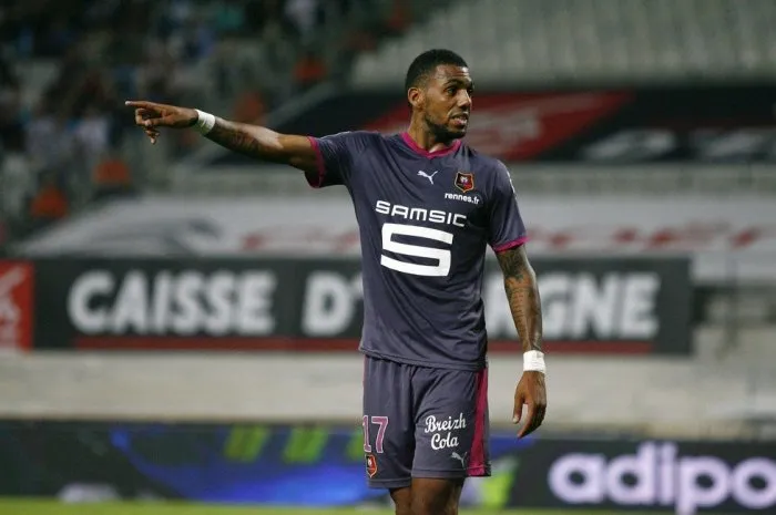 stade rennai's yann m'vila during the french first ligue soccer match olympique de marseille vs stade rennaiss at velodromme stadium in marseille, france on sptember 11, 2011 rennes won 1-0 photo by michel clementz abacapresscom