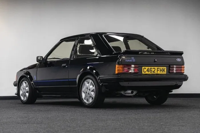 the ford escort rs driven by lady diana at auction - uk