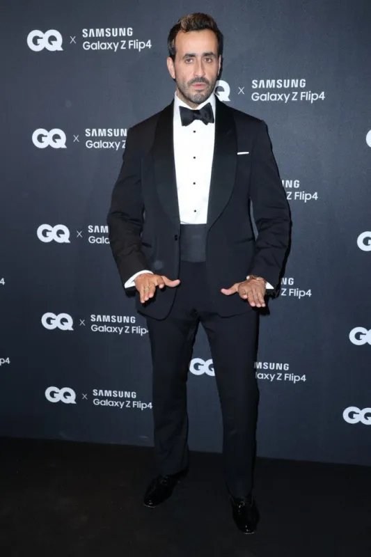 jonathan cohen attend gq women and men of the year awards 2022 photocall held at kimpton hotel on november 29, 2022 in paris, france photo by jerome dominé abacapresscom