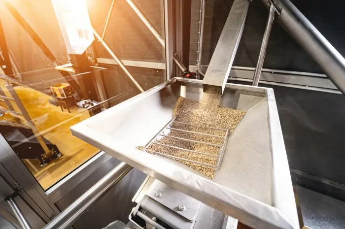 the technological process of grinding malt seeds at the mill
