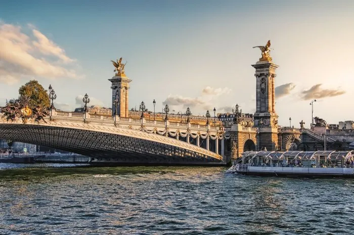 alexandre iii bridge in paris at sunset
