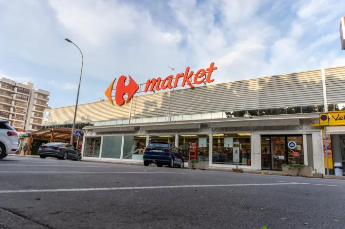 entrance of carrefour market in gandia beach