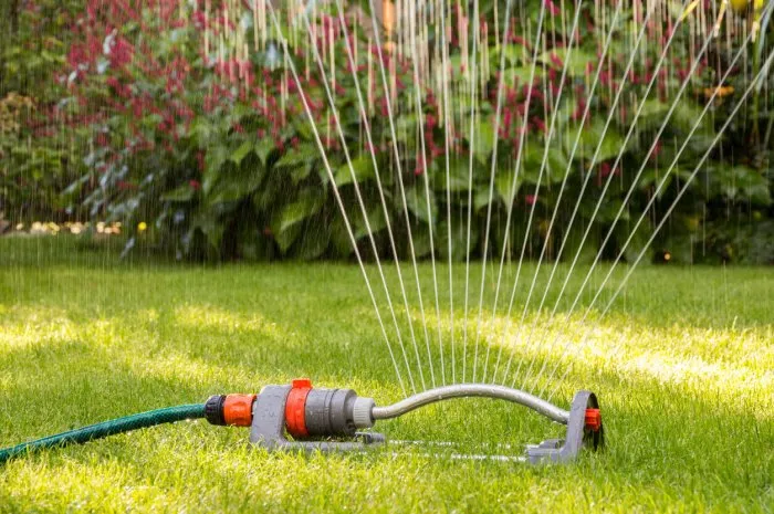 close up of a lawn sprinkler