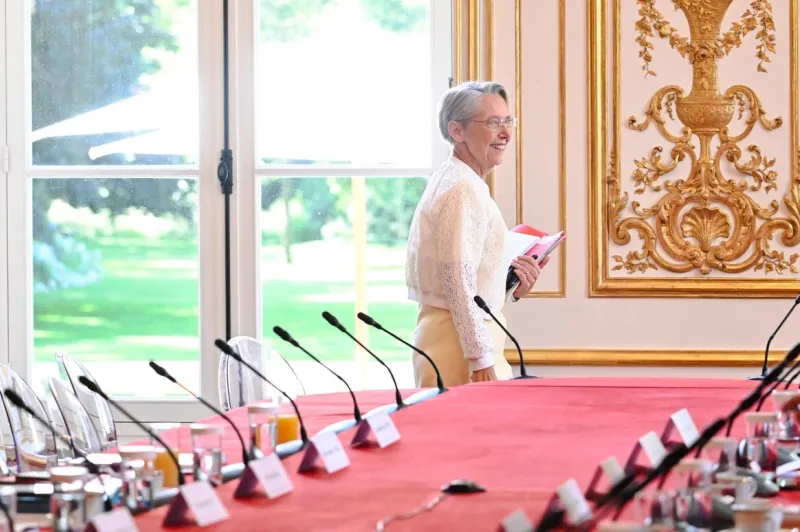 le premier ministre elisabeth borne assiste à une réunion du comité interministériel de l'outre-mer à matignon, à paris, le 18 juillet 2023 photo by eric tschaen pool abacapresscom