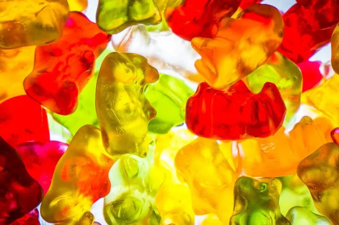 wine gummi bears in different colors