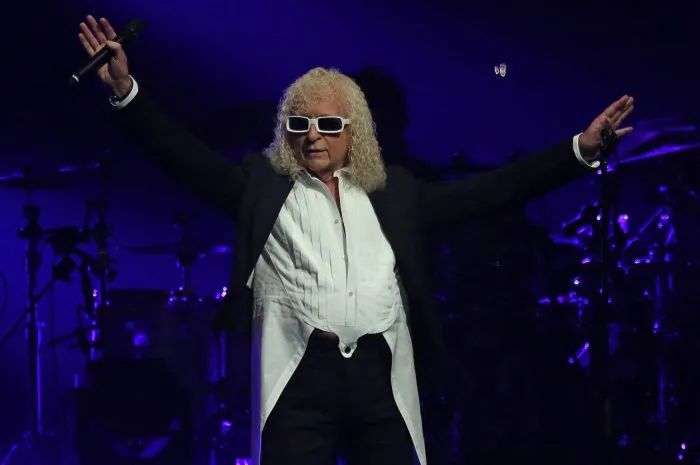 michel polnareff en concert à l'accorhotels arena à paris, france, le 7 mai 2016 photo by david silpa upi abacapresscom