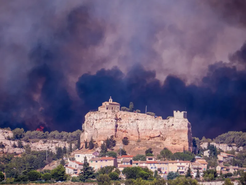 fire in vitrolles, france august 10