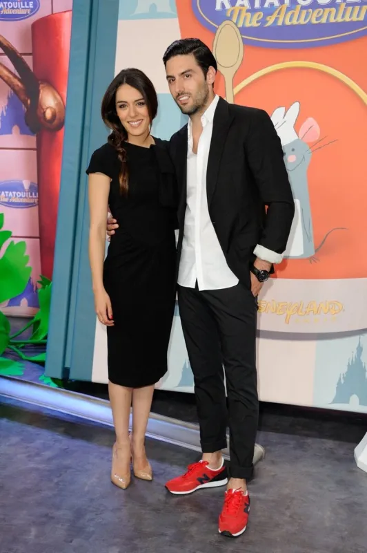 sofia essaidi et adrien galo assistant à la nouvelle attraction disney 'ratatouille , l'aventure totalement toquee de remy' première tenue à disneyland paris, france le 21 juin 2014 photo by alban wyters abacapresscom