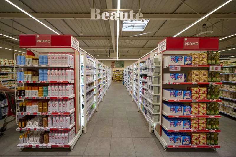 mouvaux (59)   nouveau concept auchan supermarche