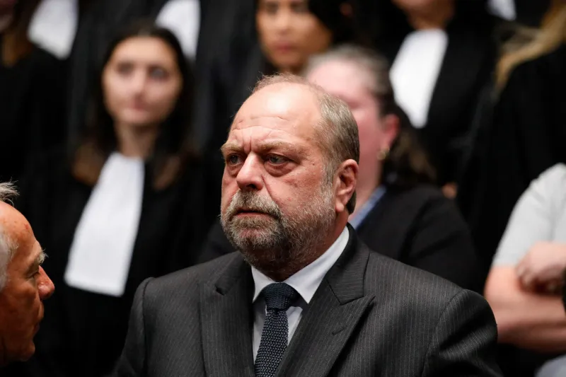 le ministre français de la justice eric dupond-moretti assiste à la prestation de serment de la nouvelle promotion de greffiers le 24 novembre 2023 à dijon, france photo by baptiste paquot abacapresscom