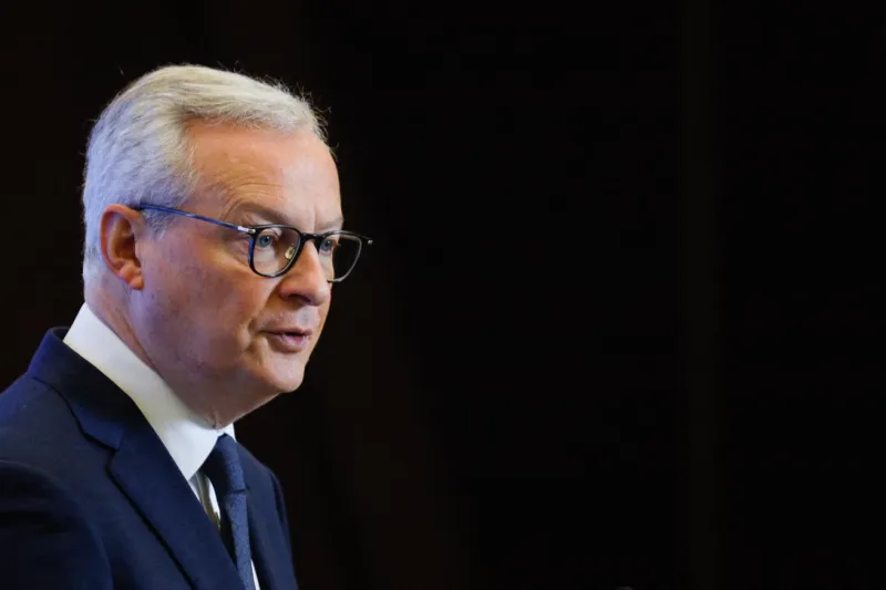 bruno le maire présente la candidature de paris pour l'alma - paris