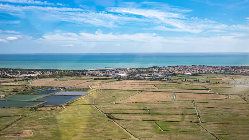 cote vendéenne vue d'avion la tranche les sables saint gilles