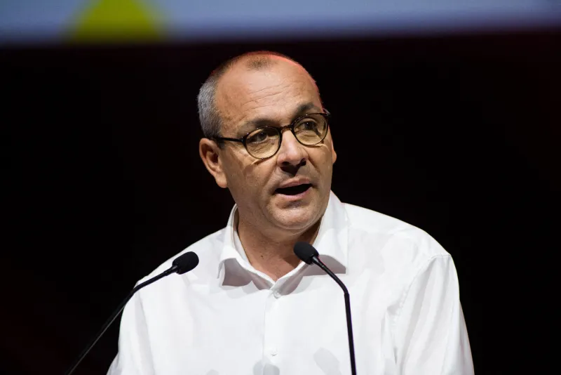 laurent berger au zénith de paris, france, le 21 juin 2023, pour le changement de secrétaire général de la cfdt l'actuel secrétaire général laurent berger cède sa place à marylise leon photo by pierrick villette abacapresscom