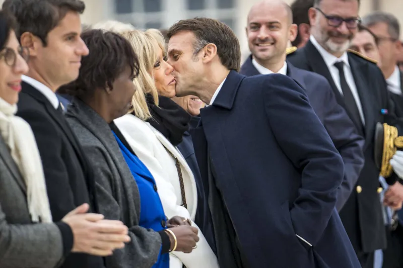 le président macron inaugure la cité internationale de la langue française