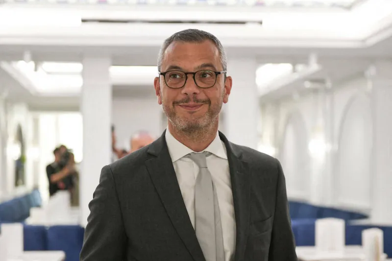 paris 2024 - macron inaugure la maison de l'elysée