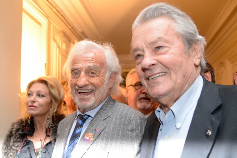 jean-paul belmondo et alain delon a la fete donnee par michou a son cabaret pour son 85e anniversaire le 20 juin 2016 a paris, france photo julien reynaud aps-medias abacapresscom