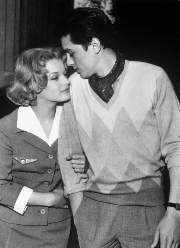 romy schneider et alain delon en 1959 photo par dpa abacapresscom