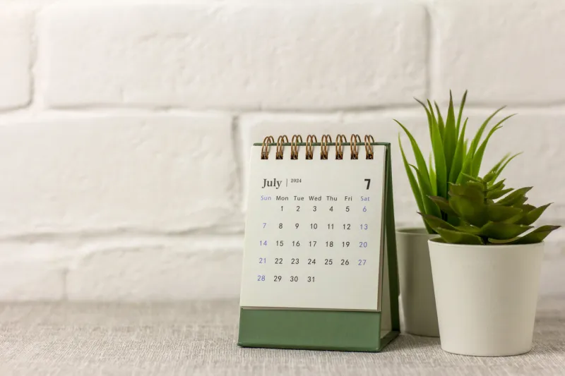 desk calendar for july 2024 on the desktop