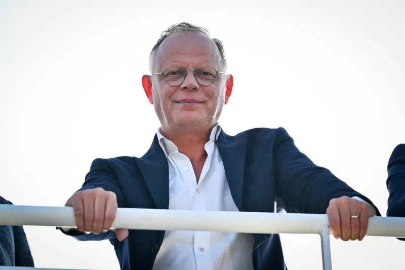 edouard philippe, maire du havre à la veille du départ du vendée globe 2024, aux sables-d'olonne le 9 novembre 2024 photo par tomas stevens abacapresscom