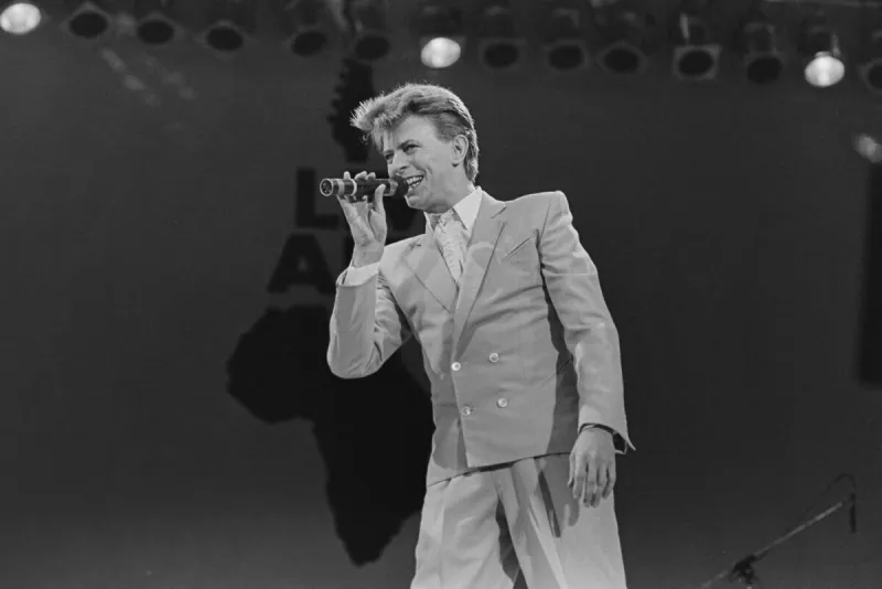 david bowie lors du concert live aid au stade de wembley samedi 13 juillet 1985 photo par news licensing abacapresscom