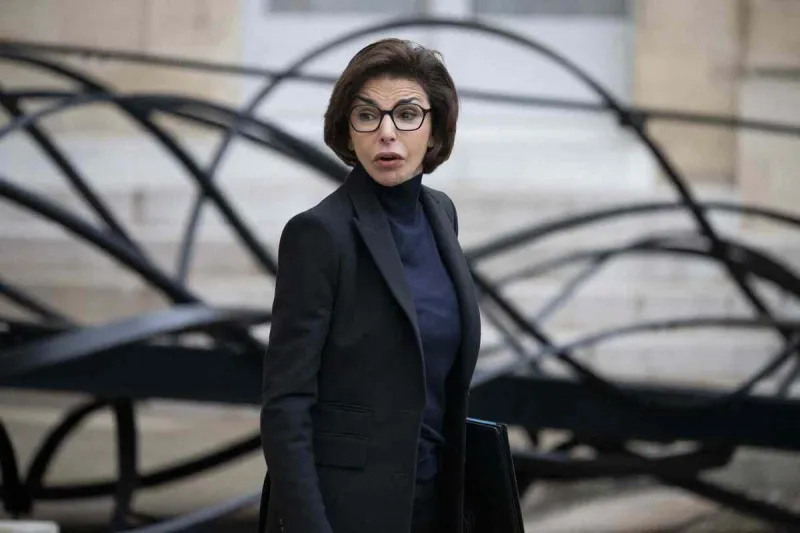 la ministre française sortante de la culture et du patrimoine rachida dati quitte le palais présidentiel de l'elysée après le conseil des ministres hebdomadaire, le 11 décembre 2024 photo by eliot blondet   abacapresscom
