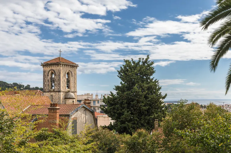 the city is located about 2 kilometers from the mediterranean sea, north of the beaches and ports of cannes it is also called the madeira of france the city enjoys a panoramic view from the lérins islands to the esterel massif