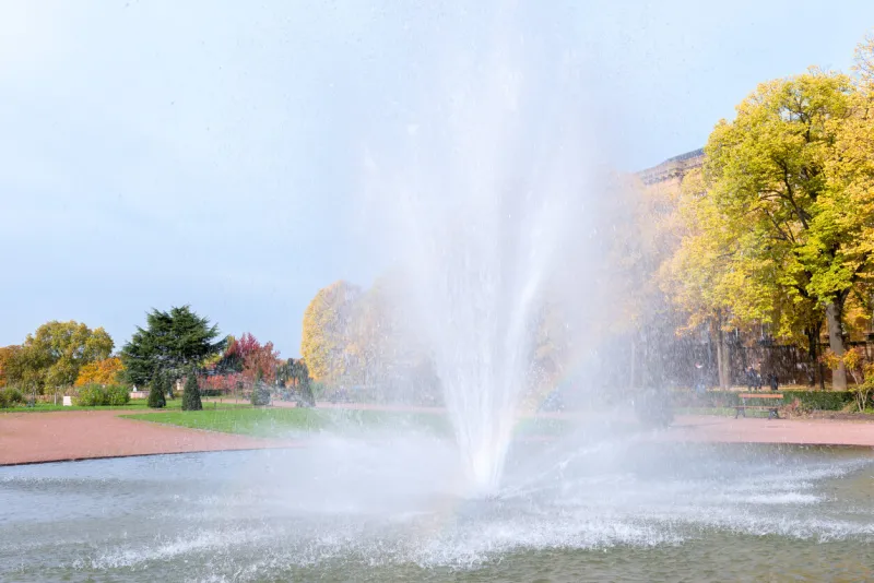 fountain in a city park