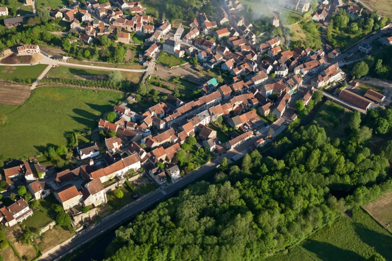 aerial photograph of asquins 89450, in yonne department, bourgogne-franche-comté region, france