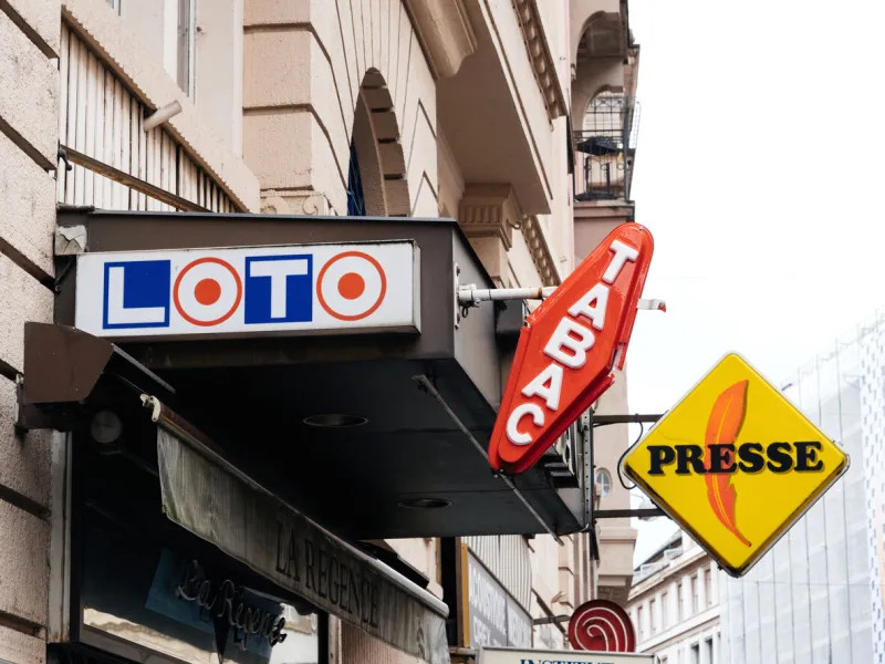 strasbourg  lotto, tabac, presse signage aboe tabacconist store in france