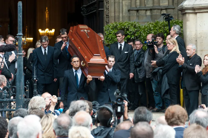 Le cercueil de Thierry Roland