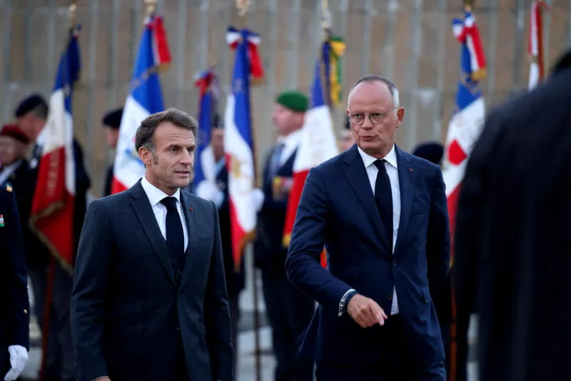 Emmanuel Macron et Edouard Philippe (2024)