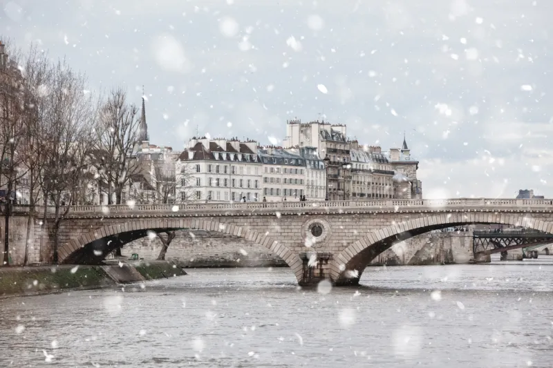 Neige Paris