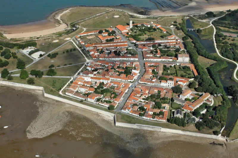 Charente-Maritime (17)