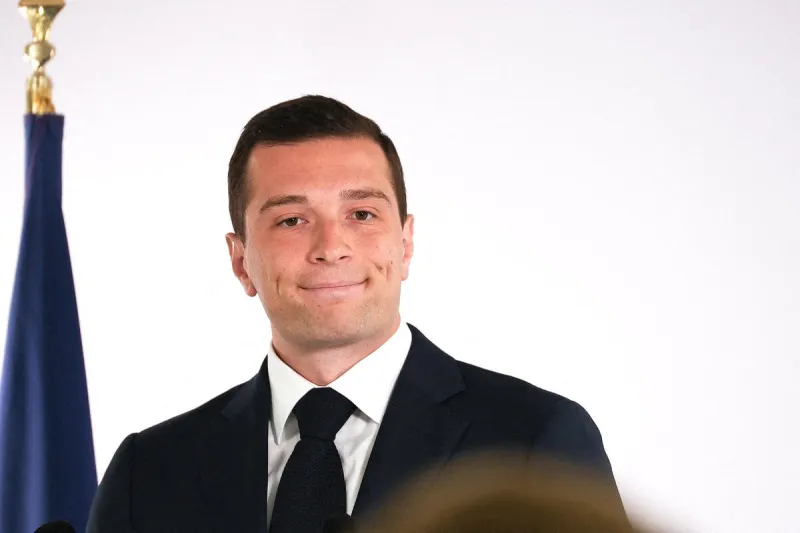 le président du rassemblement national jordan bardella lors d'une conférence de presse 'face au trafic de drogue' suite à l'attaque d'un fourgon pénitentiaire dans l'eure le 16 mai 2024 à paris, france photo by nasser berzane abacapresscom