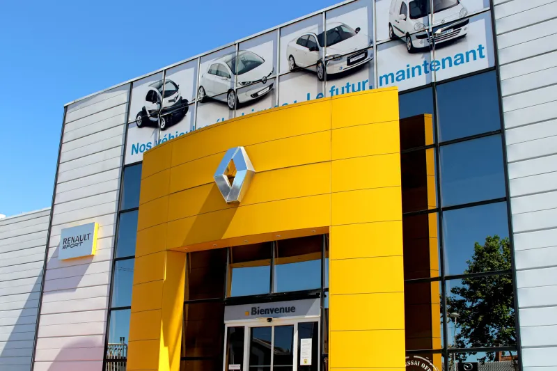 brie comte robert, france - july 17, 2016  this is a photograph of a renault dealership