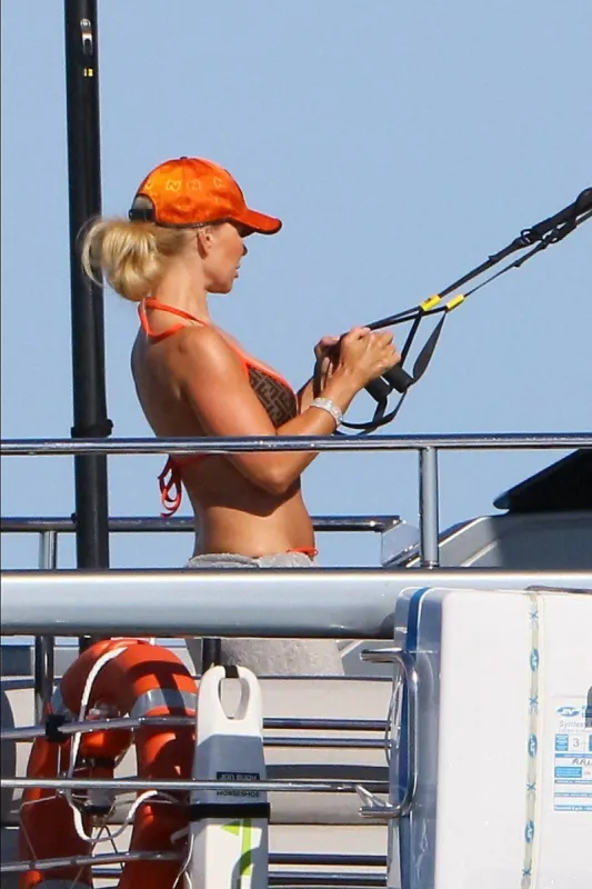 zlatan ibrahimovic in st tropez